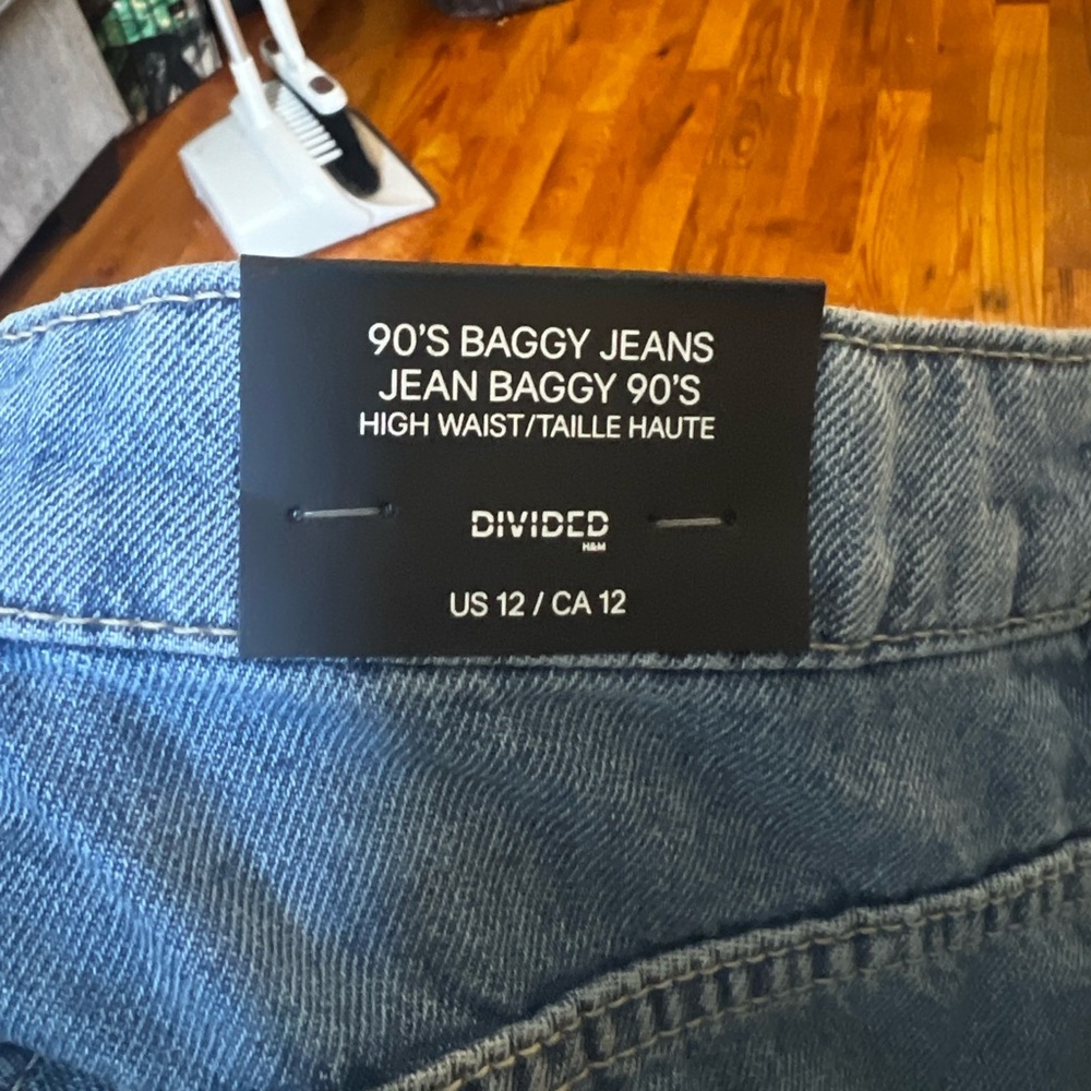 H&M 90’s baggy jeans